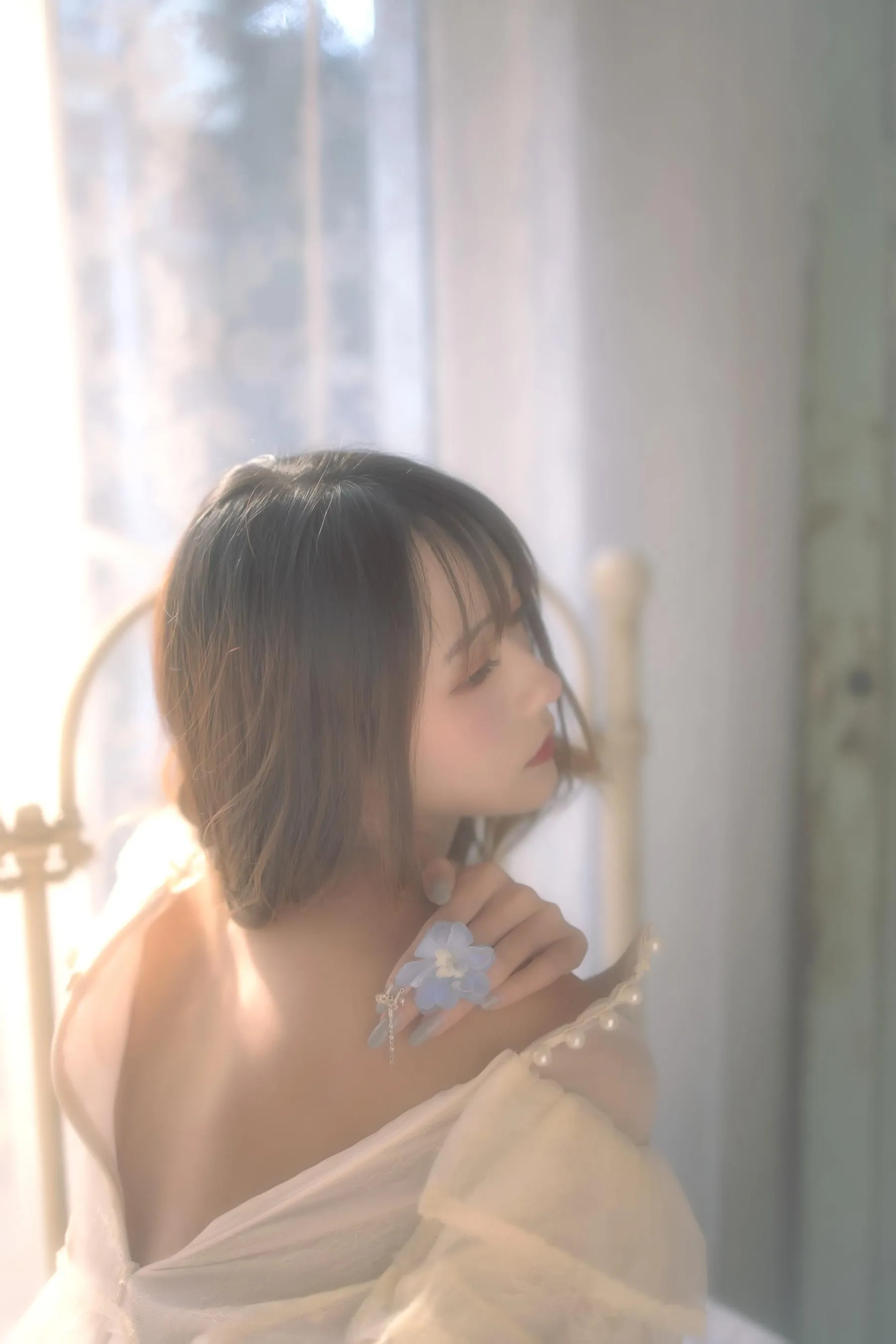 [艺图语] 2022.05.21 蓝风铃 兔子Zzz不吃胡萝卜 [28P]插图6